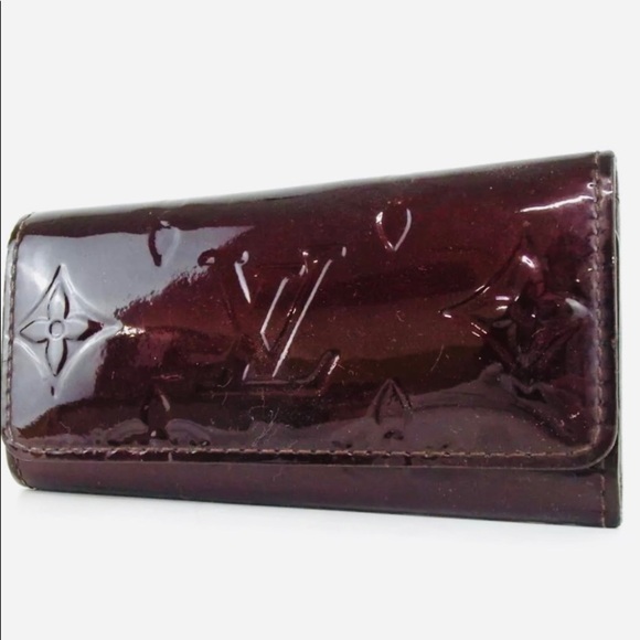 🔑 Louis Vuitton M93517 Vernis Burgundy Keychain - Picture 1 of 11